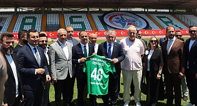 Bakan Bak'tan Muğlaspor'a stadyum müjdesi