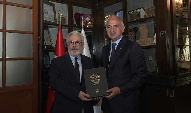 Bakan Ersoy, IRCICA'nın çalışmalarını inceledi
