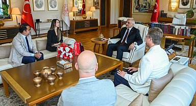 Bakan Ersoy, Nilay Tahiroğlu ve Tan Sağtürk ile görüştü