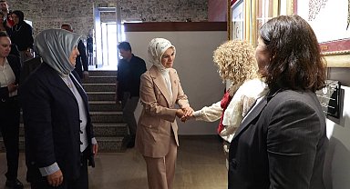Bakan Göktaş: Sergi şehit eşlerimizin ve gazilerimizin sanatla şifa bulması adına başlatıldı
