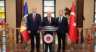 Bakan Güler, Moldovalı heyetle bir araya geldi