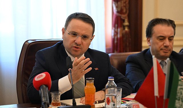 Bakan Gürlek, Suudi mevkidaşı ile bir araya geldi