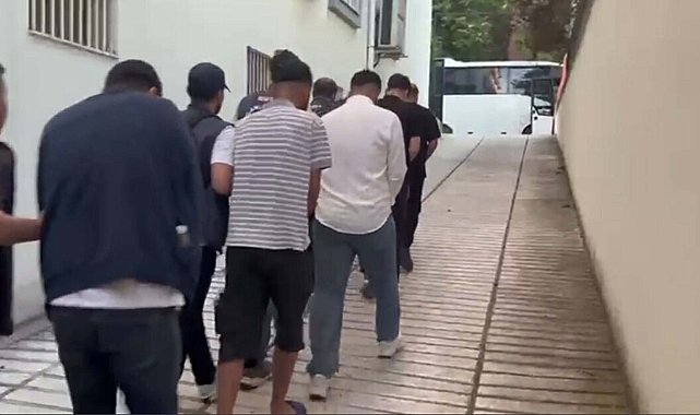 Balıkesir merkezli 11 ilde 'paravan şirket' operasyonu; 12 tutuklama
