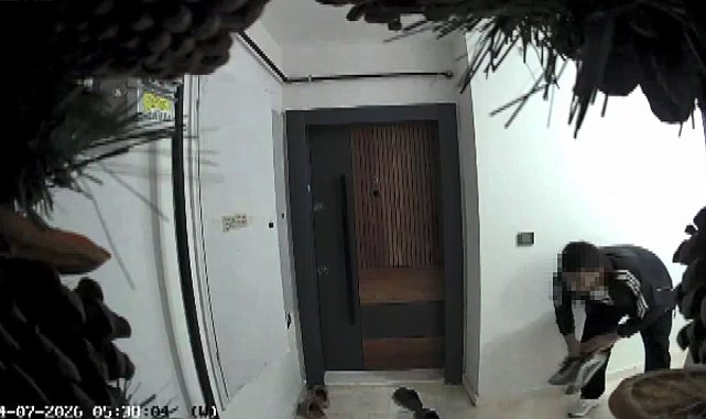 Başakşehir'de apartmandaki ayakkabı hırsızlığı kamerada