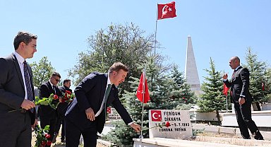 Başbağlar'da 33 yıl önce katledilen 33 kişi törenle anıldı