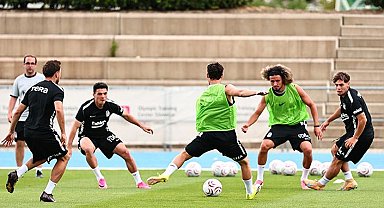 Beşiktaş çalışmalarını Slovakya'da sürdürüyor