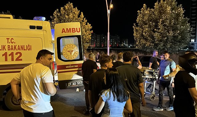 Bisikletiyle yolun karşısına geçerken taksinin çarptığı kadın yaralandı