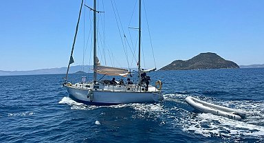 Bodrum'da 35 kaçak göçmen ile 2 göçmen kaçakçısı şüphelisi yakalandı