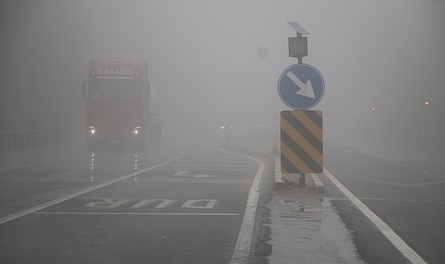 Bolu Dağı'nda sis ve yağmur etkili oldu