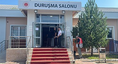 Bolu'daki 'rüşvet' ve 'irtikap' davasında zincir marketlerin yetkilileri ifade verdi