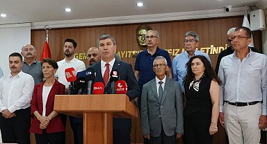 Burdur'da 4 belediye başkanı, CHP'den istifa etti