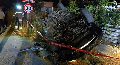 Bursa’da otomobil takla attı