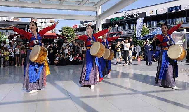 Bursa’nın dört bir yanında festival havası