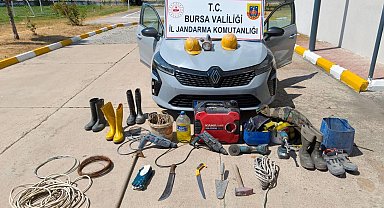 Bursa'da 35 metrelik tünelde kaçak kazı yapan 5 şüpheli yakalandı