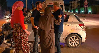 Bursa'da kazada yaralanan sürücüye ilk kontrolü doktor babası yaptı