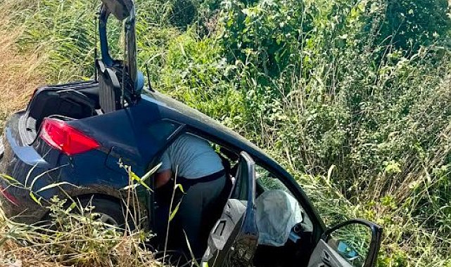Bursa'da otomobil sulama kanalına devrildi; 1'i çocuk, 6 yaralı