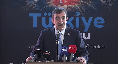 Cevdet Yılmaz: Ekonomik olarak dünyadan 1,8 puan daha yüksek bir hızla büyümüşüz