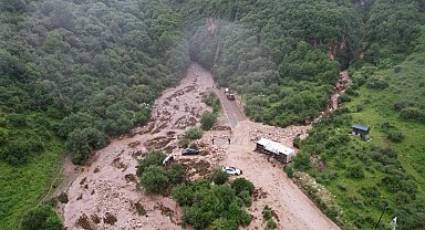 Çin'in Gansu eyaletinde arama kurtarma çalışmaları devam ediyor