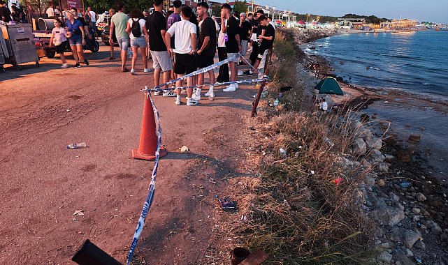 Dayandıkları demir bariyerin kopması sonucu sahildeki kayalıklara düşen 2 kişi yaralandı