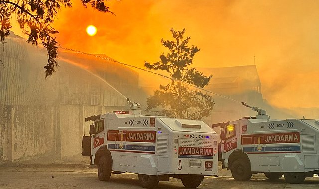 Depoyu saran yangına TOMA'larla müdahale
