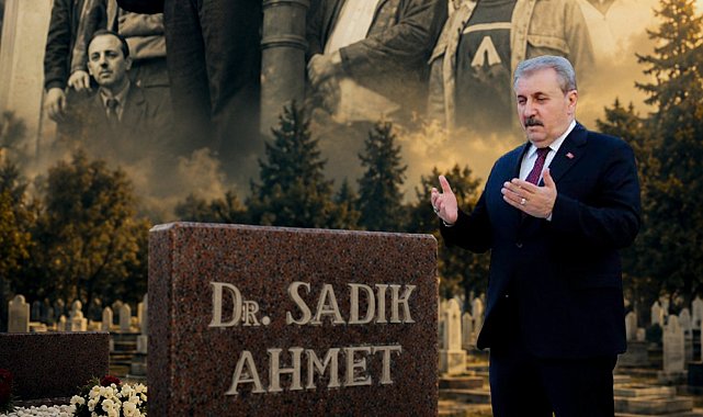 Destici, Doktor Sadık Ahmet'i andı