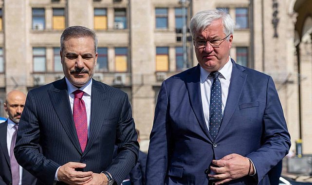 Dışişleri Bakanı Fidan, Kiev'de anma törenine katıldı