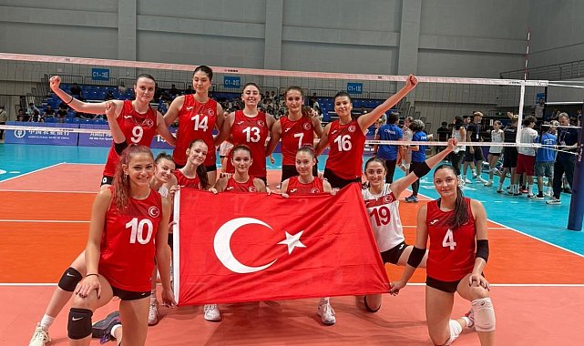 Dünya Liseler Arası Voleybol Şampiyonası'nda hedef final