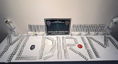 Edirne'de 600 adet uyuşturucu hap ele geçirildi, 3 gözaltı