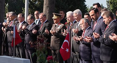 Edirnekapı'da 15 Temmuz Şehitliği'nde anma töreni