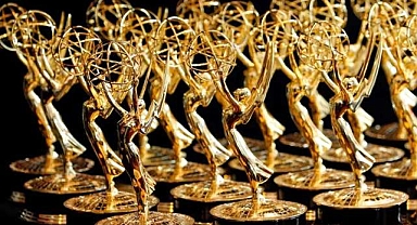 Emmy sahnesinde 15 yıl sonra bir ilk...