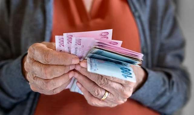 En düşük emekli maaşı 23 bin 552 TL oldu