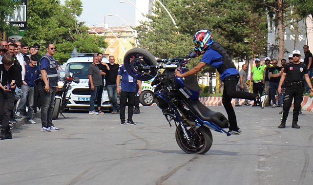 Enduro ve ATV Şampiyonası motor gösterisiyle başladı
