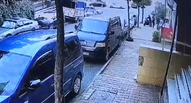 Esenler'de motosiklet hırsızları suçüstü yakalandı
