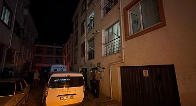 Evinde ölü bulundu