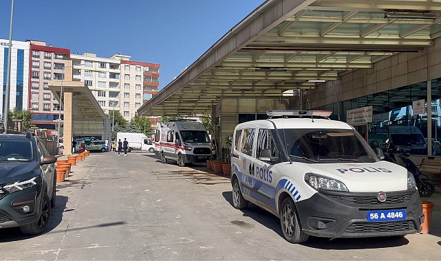 Evinin önündeki istinat duvarından düşüp, ağır yaralandı