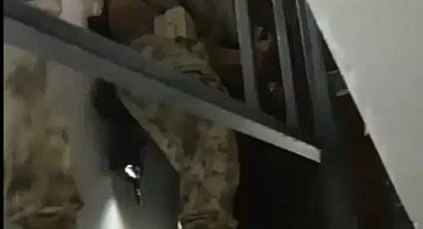 Eyüpsultan'da durdurulan motosiklette uzun namlulu silah ve el yapımı bomba ele geçirildi: 3 tutuklama