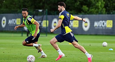 Fenerbahçe, Avusturya kampında günü çift antrenmanla tamamladı Metin ve fotoğraf eklendi