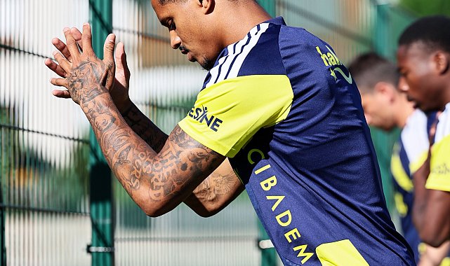 Fenerbahçe'de hazırlıklar devam ediyor