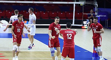 Filenin Efeleri, Ukrayna'yı 3-2 mağlup etti