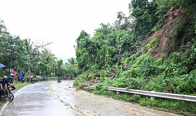 Filipinler'de 'Bavi Tayfunu' nedeniyle 17 kişi hayatını kaybetti