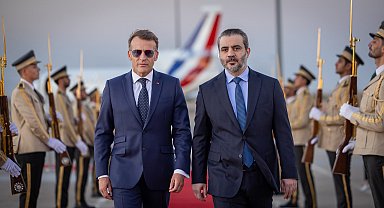 Fransa Cumhurbaşkanı Emmanuel Macron, Suriye'de