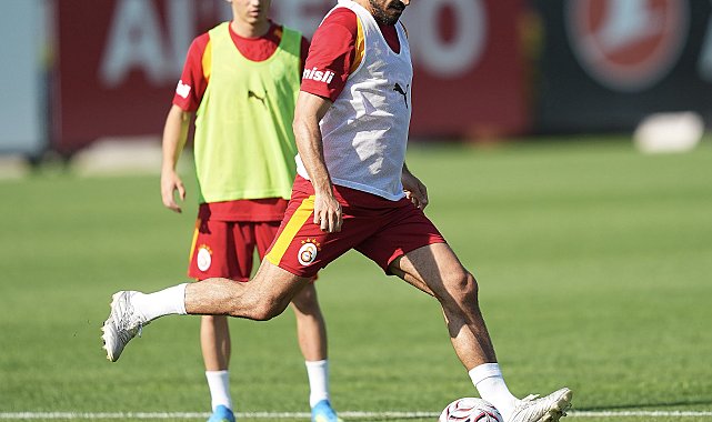 Galatasaray, günü çift antrenmanla tamamladı