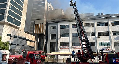Gaziantep'te iş merkezinde yangın