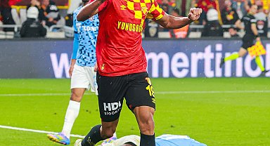 Göztepe 1 senede milyonları kazandı