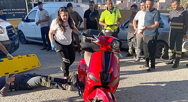 Hafif ticari araç ile motosiklet çarpıştı: 1 yaralı