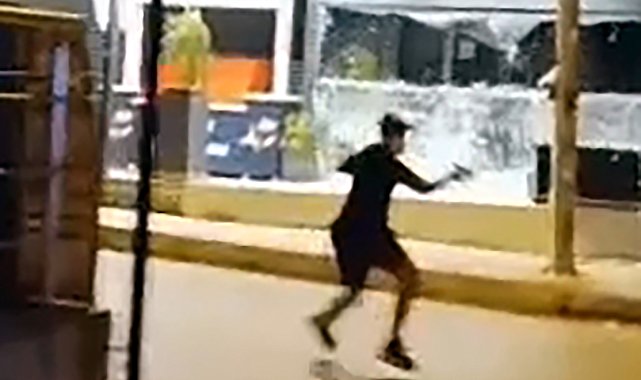 Haraç istendiğini öne süren tatlıcının dükkanına 3'üncü silahlı saldırı