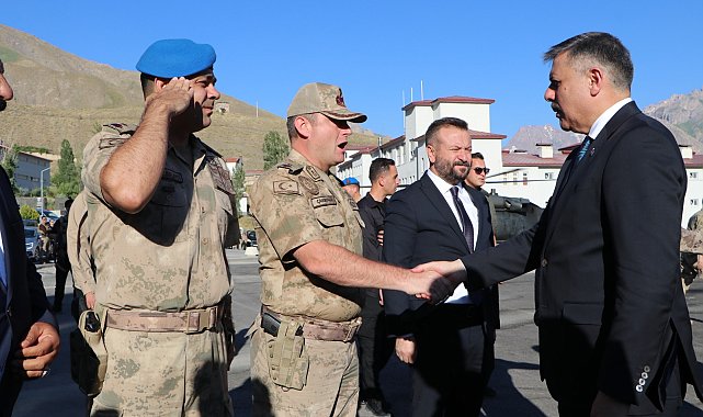 İçişleri Bakanı Mustafa Çiftçi, Hakkari'de