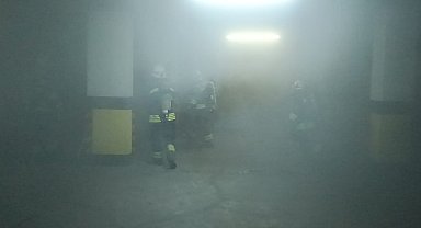İş merkezinde tçıkan yangın, 1 saatte kontrol altına alındı