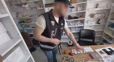 İstanbul ve Antalya'da kaçakçılık operasyonunda 9 şüpheli gözaltına alındı; binlerce cep telefonu ele geçirildi