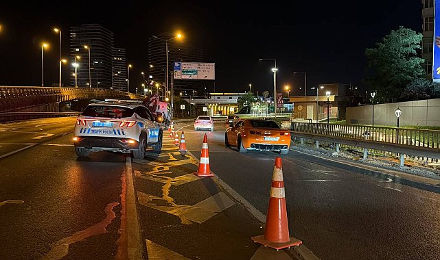 İstanbul'da 15 Temmuz Şehitler Köprüsü ve bazı yollar trafiğe kapatıldı